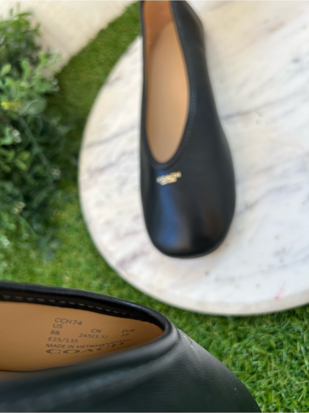 COACH
BALLERINAS 'HOUSTON' black
$185 size 8 gently used - Picture 12 of 16